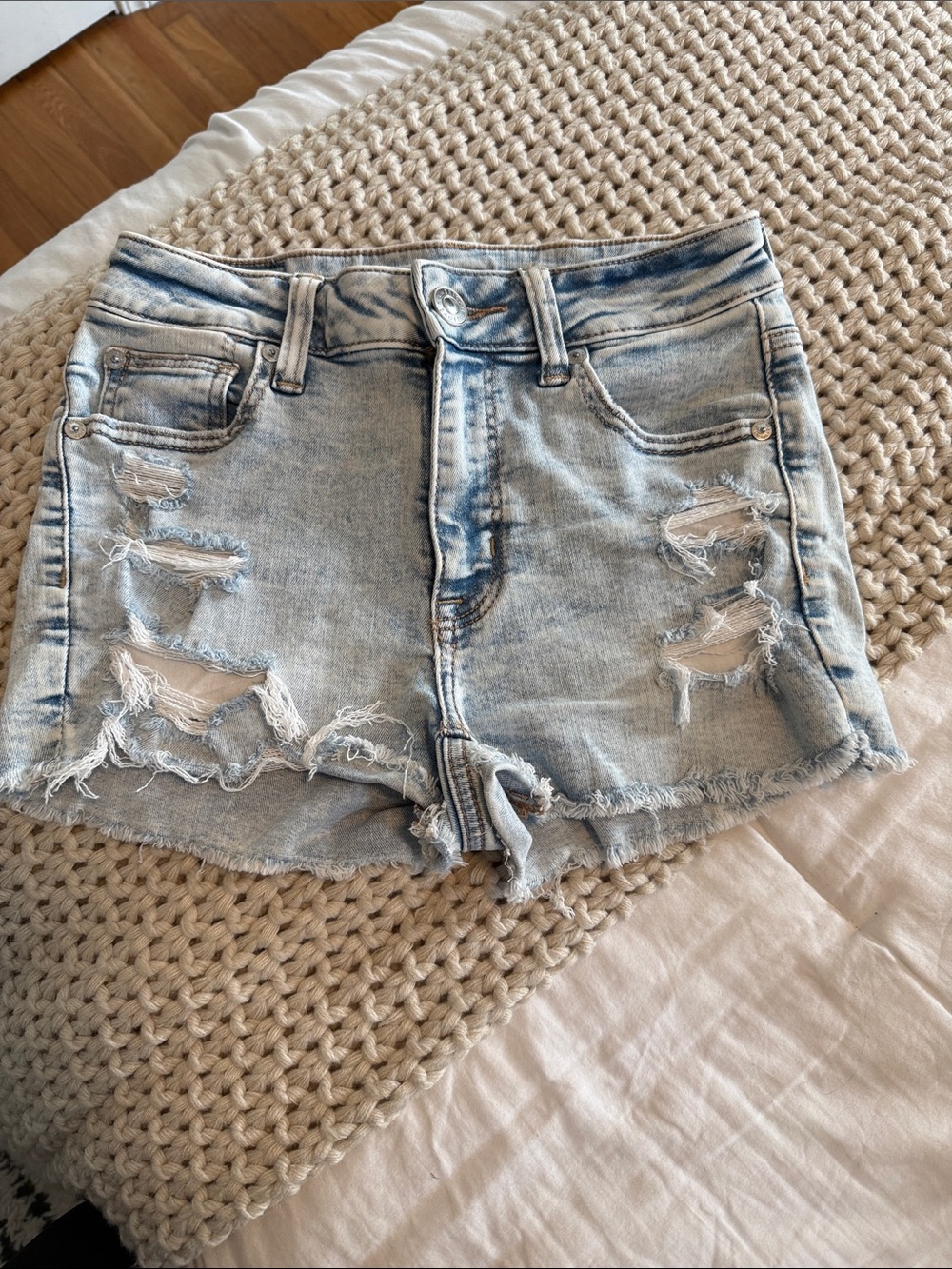 American Eagle Next Level Stretch Light Wash Hi Rise Denim Shortie